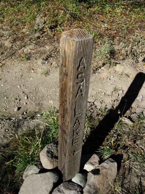Asa Lake trail junction.