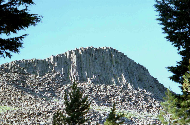 Metamorphic Rock shark fin similar in character to Devils Postpile